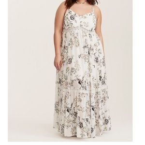 IVORY FLORAL CHIFFON MAXI DRESS